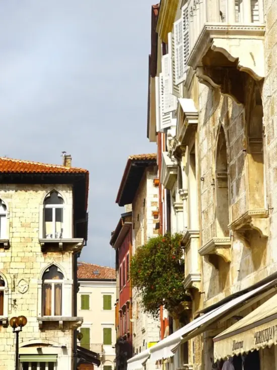 porec-02-550x733